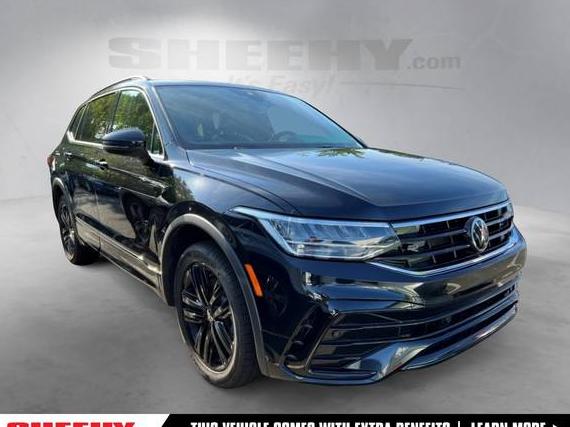 VOLKSWAGEN TIGUAN 4MOTION 2022 3VV8B7AX5NM158227 image
